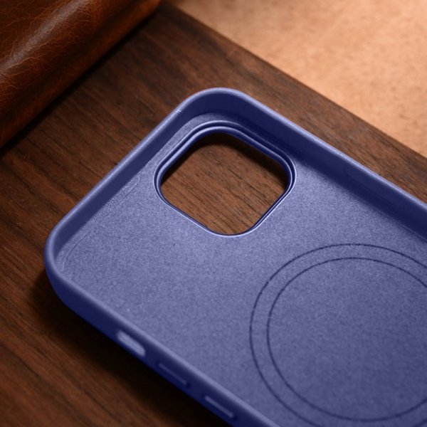 iCarer Case Leather pokrowiec etui z naturalnej skóry do iPhone 14 jasnofioletowy (WMI14220705-LP) (kompatybilne z MagSafe)