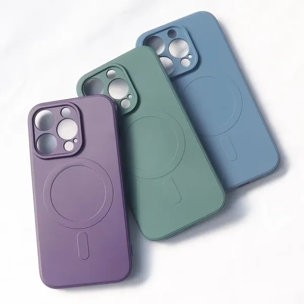 Silikonowe magnetyczne etui iPhone 14 Pro Silicone Case Magsafe - ciemnoniebieskie