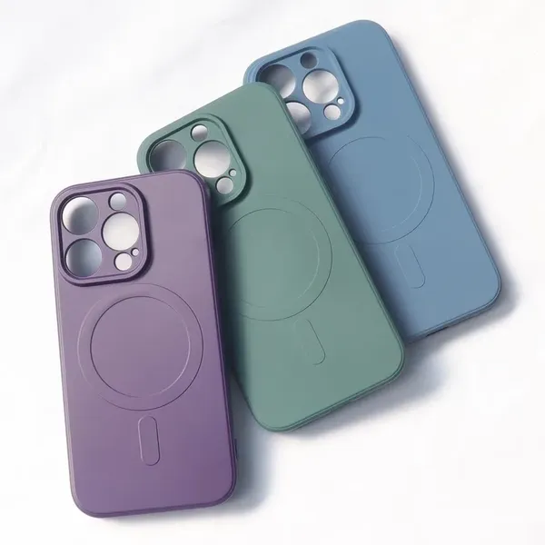 Silikonowe etui kompatybilne z MagSafe do iPhone 15 Plus Silicone Case - szare