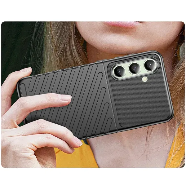 Thunder Case etui do Samsung Galaxy S24 FE silikonowy pancerny pokrowiec - czarne