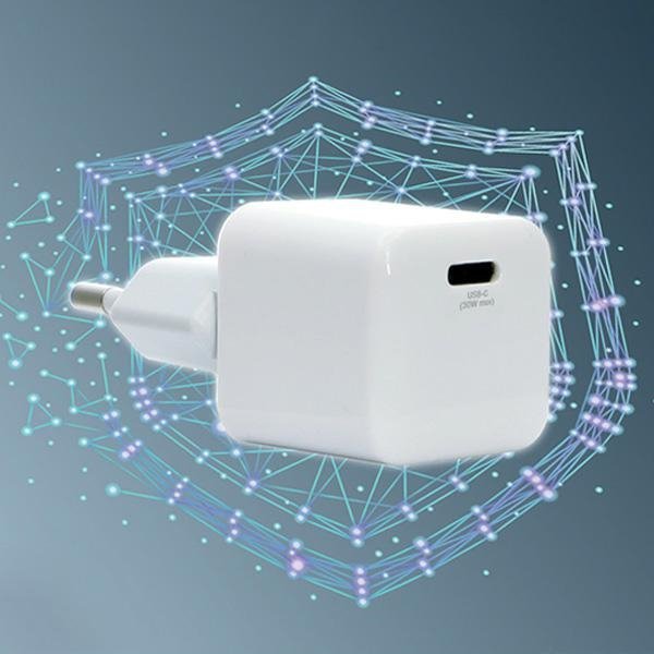 4smarts Ładowarka sieciowa + kabel MFIVoltPlug PD 30W GaN USB-C/Lightning 1,5m biała/white 451534