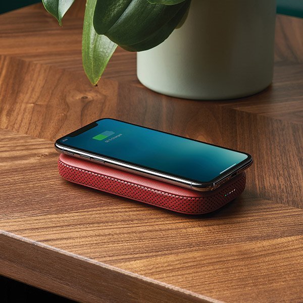 Lexon Powersound Powerbank indukcyjny5000 mAh z głośnikiem bluetooth czerwony/red LA128R