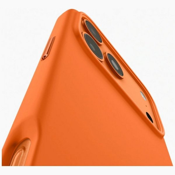 Etui Spigen Silicone Fit MAG MagSafe do  iPhone 17 Pro pomarańczowy