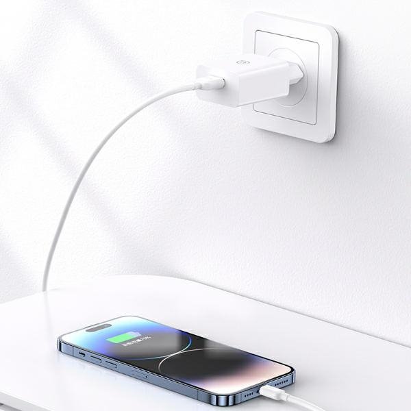 USAMS Ład. siec. 18W + kabel Lightning/USB-A Fast Charging biały/white series SC SCXLTZ03