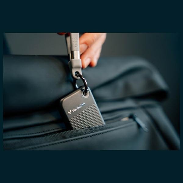 Dysk Zewnętrzny Verbatim Pocket SSD 2TB  - brelok do kluczy z kablem USB-C 3.2 gen.2 czarno-szary/black-grey 32194