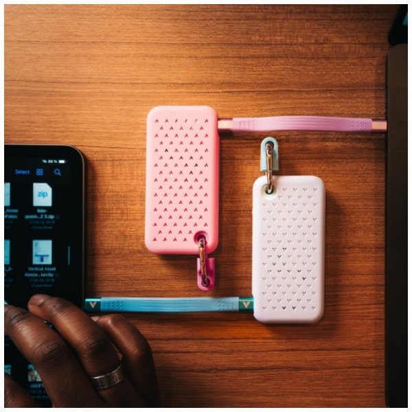 Dysk Zewnętrzny Verbatim Pocket SSD 1TB  USB-C 3.2 gen.2 biały-jasnoniebieski 32320