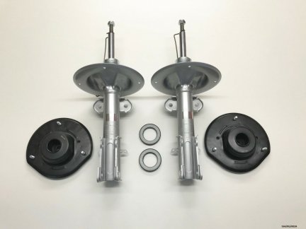 2 x Front Shock Absorbers & Mounts for Chrysler Voyager RG 2001-2007 SSA/RG/002A
