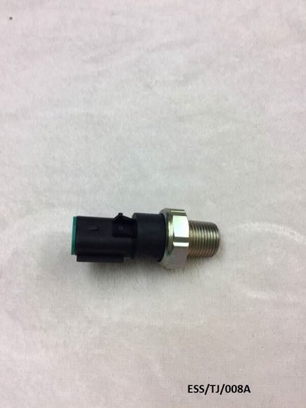 Oil Pressure Switch for Jeep Wrangler TJ 2.4L 2003-2006 ESS/TJ/008A
