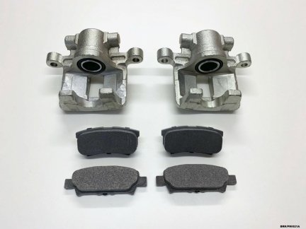 2 x Rear Brake Caliper & Pads  for Dodge Caliber PM 2007-2012 262MM BRK/PM/021A