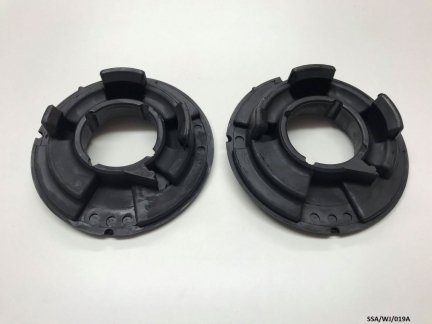 2x Rear Coil Spring Lower Isolator for Jeep Grand Cherokee 1999-2004 SSA/WJ/019A