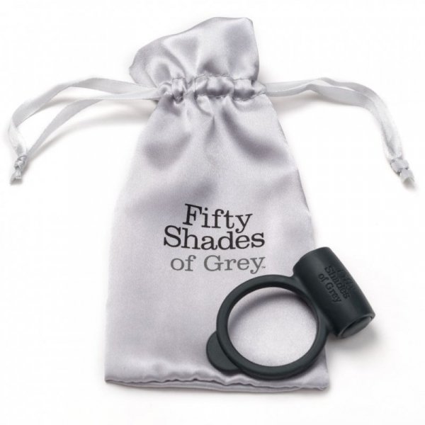 50 Shades of Grey - Wibrujący pierścień na członka - Vibrating Love Ring