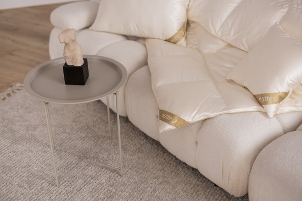Zestaw kołdra puchowa z jedwabiem Dolce całoroczna 140x200+1poduszka