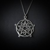 Pentagram Brisingamen, seria: Magia Celtycka - naszyjnik, talizman nieodpartego uroku