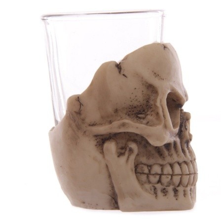 mały szklany kieliszek z czaszką - kieliszki w kształcie czaszek