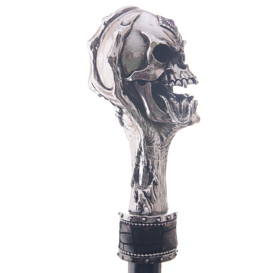 metalowa laska do podpierania z uchwytem w kształcie czaszki