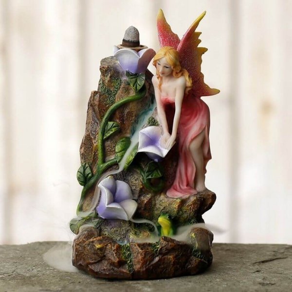 Elf i Kwiaty - wodospad dymny, wieża na kadzidełka stożkowe zwrotne, na spływający dym