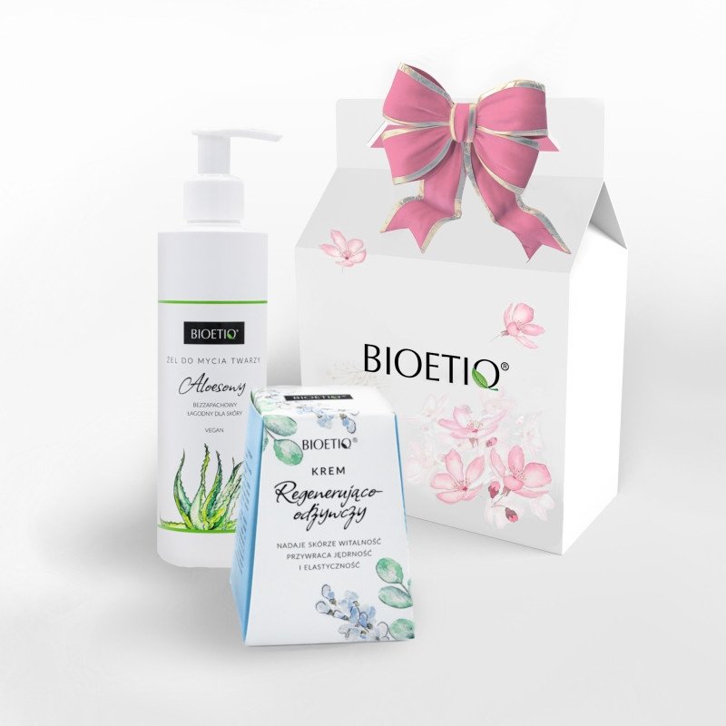 Zestaw Krem do Twarzy Regenerująco- Odżywczy 50ml + Aloesowy Żel do Mycia Twarzy 200ml