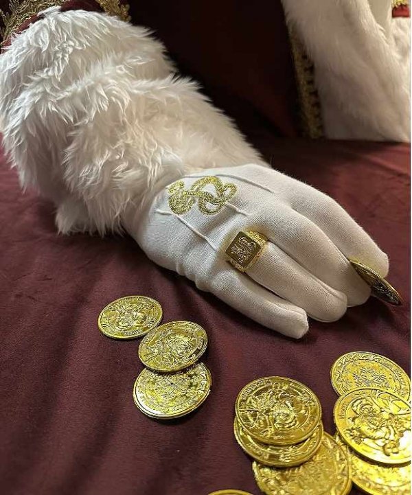 Profesjonalne duże rękawiczki Gwiazdora z emblematem Świetego Mikołaja Santa on model