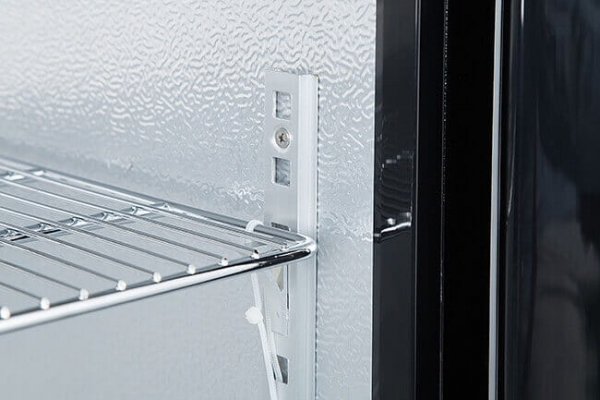 Barowa szafa chłodnicza  | chłodziarka podblatowa RQ-330HC | 3-drzwiowa | drzwi skrzydłowe | 318l