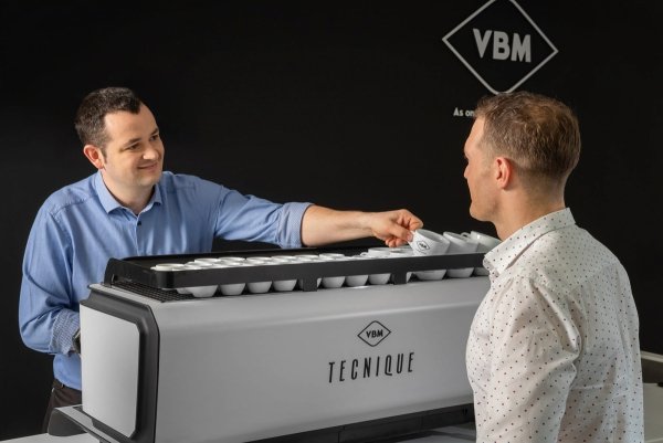 Ekspres kolbowy do kawy Tecnique HX 2GR Black | 2-grupowy