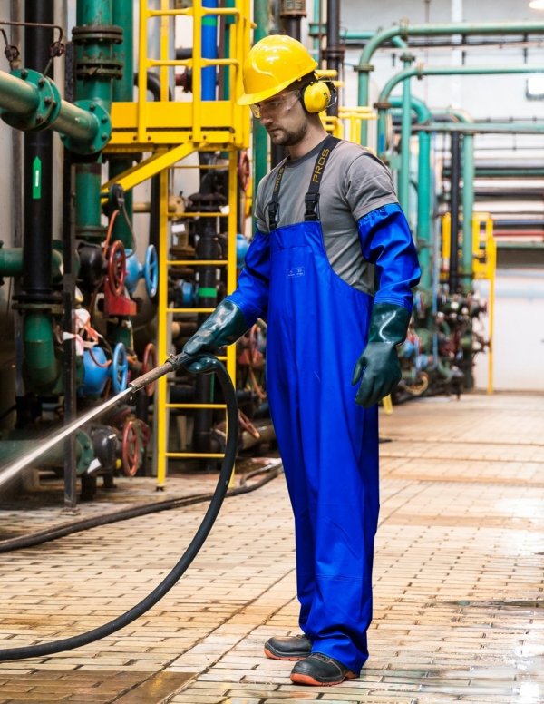 WASSERFESTE SÄURE- UND LAUGENSCHUTZKLEIDUNG MODELL 412