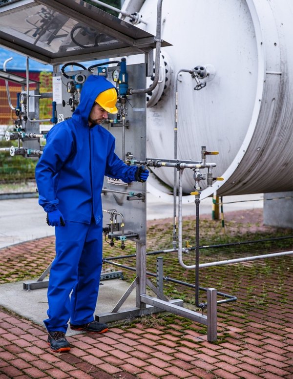 ANTISTATISCHE WASSERSCHUTZKLEIDUNG MODELL 101/001/A