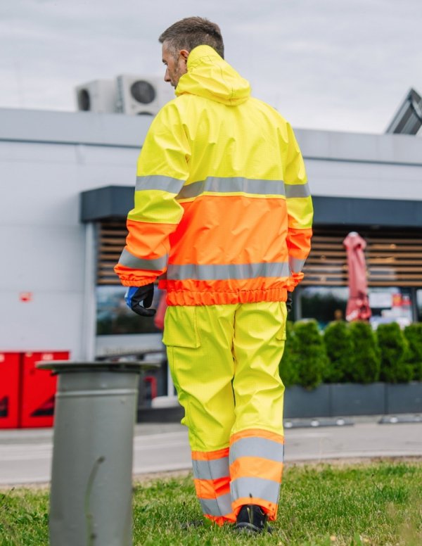 WATERPROOF ANTISTATIC FLAME RETARDANT JACKET 500/A