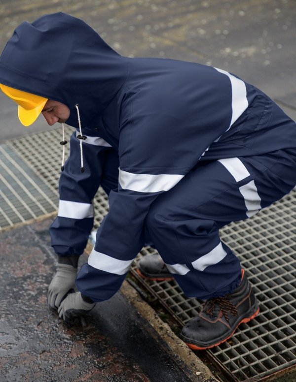 WATERPROOF OVERALLS WITH REFLECTIVE TAPES 104/R