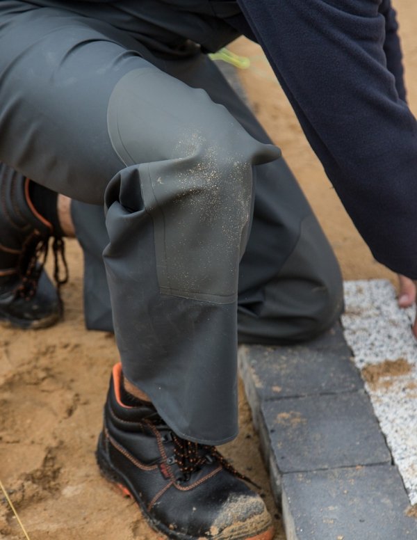 WATERPROOF BIBPANTS 001