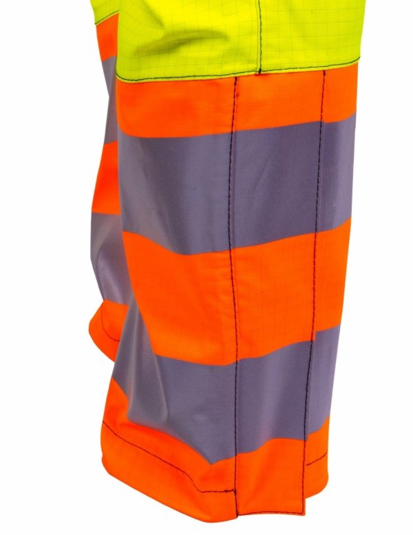 WATERPROOF ANTISTATIC FLAME RETARDANT JACKET 500/A