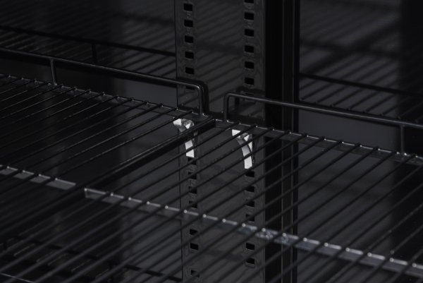 Szafa chłodnicza 3-drzwiowa przeszklona RQ1180-BLACK Resto Quality | czarna | drzwi skrzydłowe | 1650x631x2000 mm | 1181 l