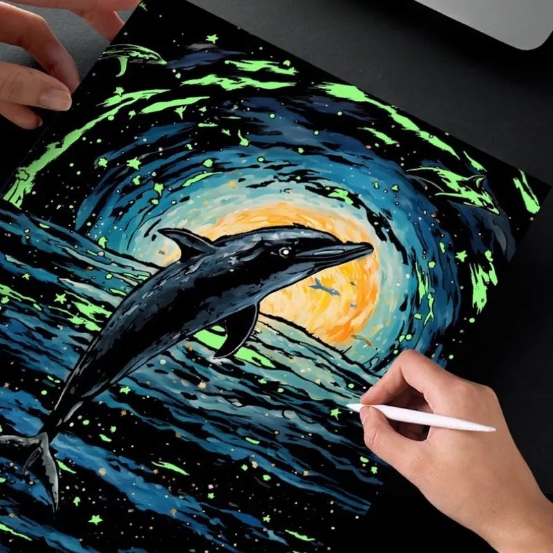 Świecąca w Ciemności Zdrapka Skaczący Delfin 40x28 cm 