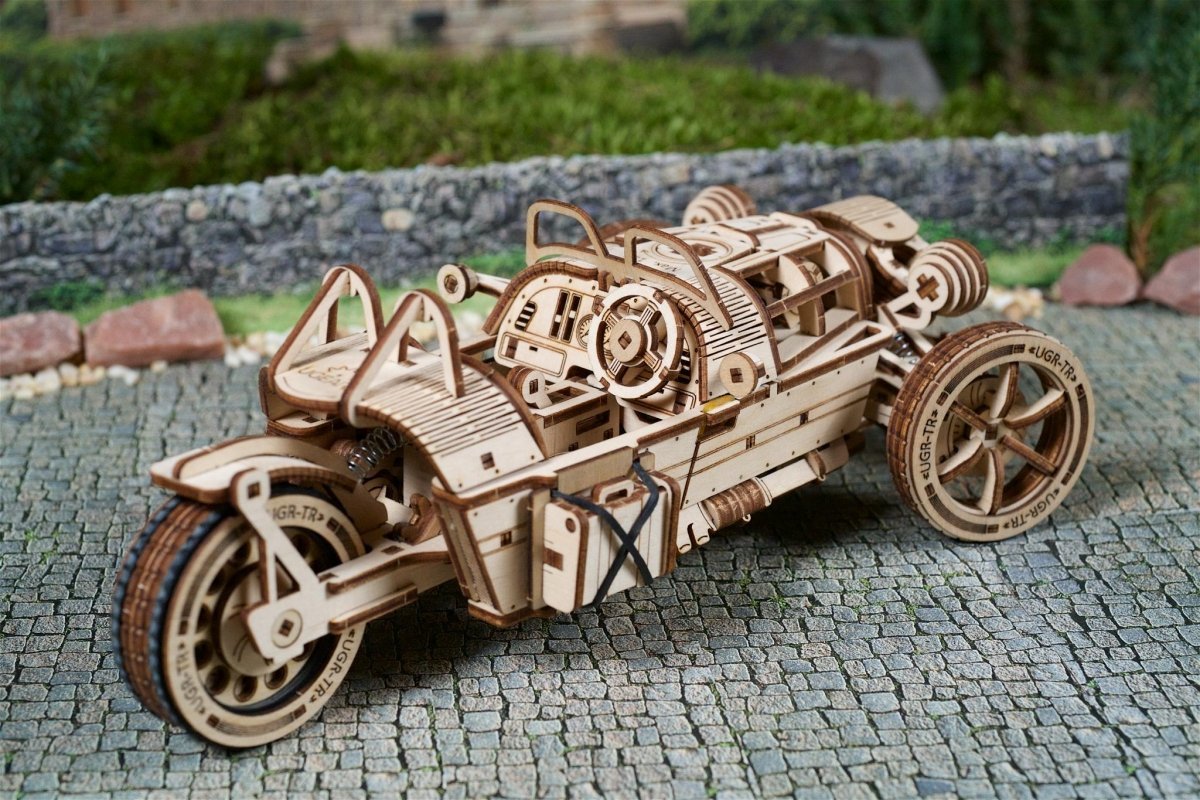 Puzzle 3D Drewniane Trójkołowiec UGR-S uGEARS