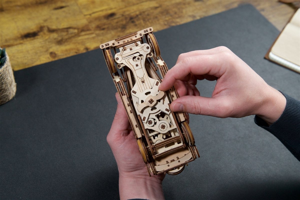Puzzle 3D Drewniane Sport Car Rapid Mouse uGEARS