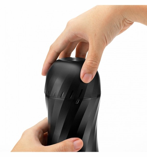 Tenga  Air-Tech Twist Reusable Vacuum Cup Tickle - Masturbator