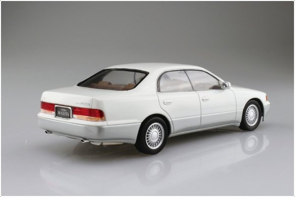 Aoshima 05751 TOYOTA UZS141 CROWN MAJESTA C-TYPE '91 1/24 