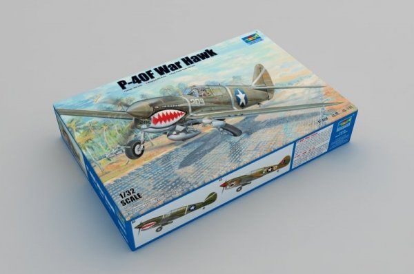 Trumpeter 03227 P-40F WarHawk 1/32