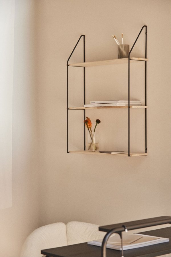 Półka ścienna Arison z drewna paulownia i stalowej konstrukcji, industrialny design