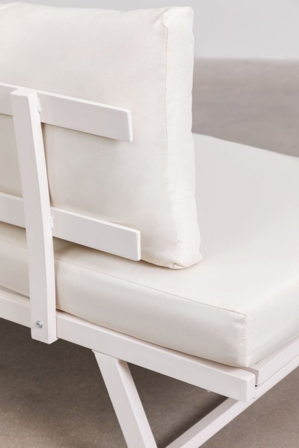 regulowana aluminiowa leżanka tarasowa Chatura z poduszkami z poliestru, nowoczesna sofa ogrodowa na balkon lub taras