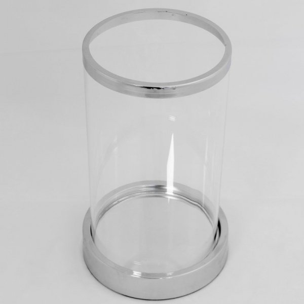 Świecznik dekoracyjny - elegancki design, srebrny kolor, metal i szkło, rozmiar 24x14,5x14,5 cm