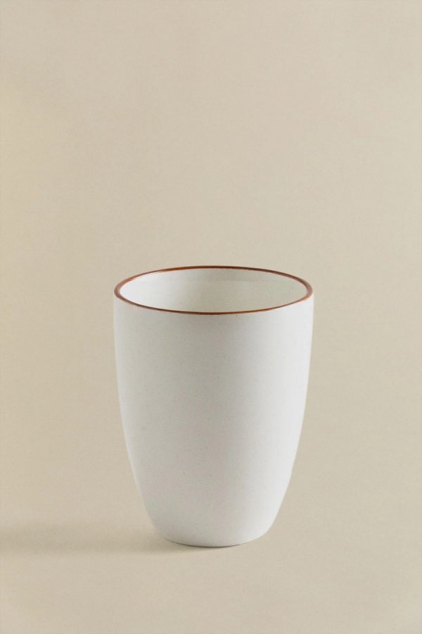 Zestaw 4 szklanek Bremen z porcelany o pastelowych kolorach i nieregularnym wzornictwie, idealny do boho aranżacji stołu Sklum