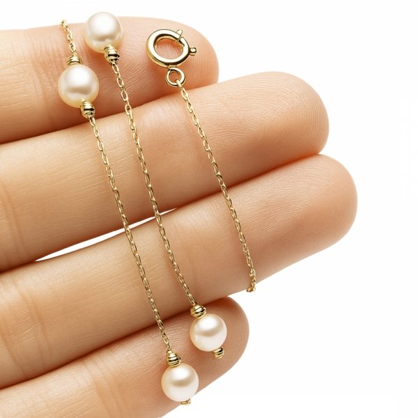 Naszyjnik białe perły i diamentowane kule złoto 585