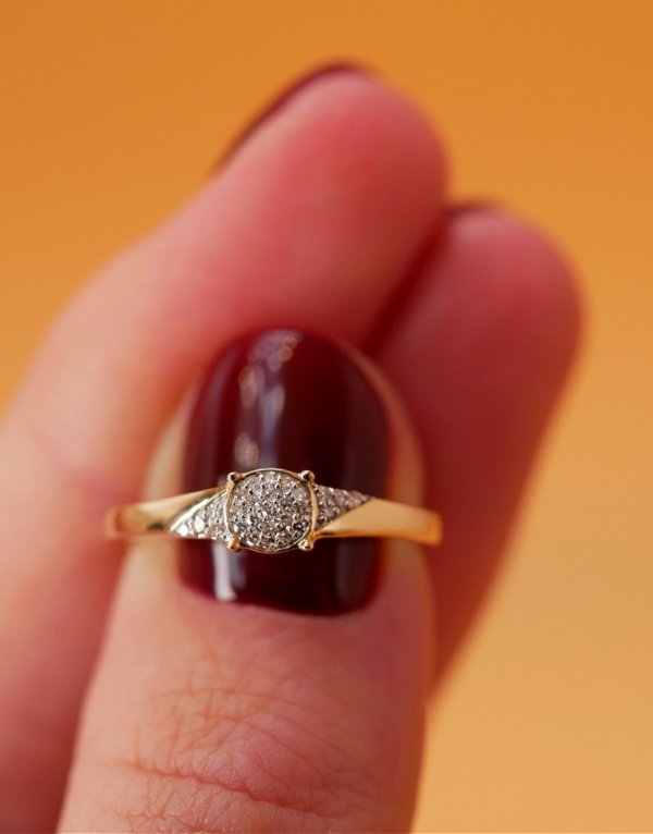 Pierścionek R.9/10 diamenty 27/0.08ct złoto 585 
