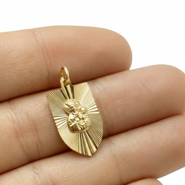 Medalik grawerowany w formie tarczy z wizerunkiem złoto 585