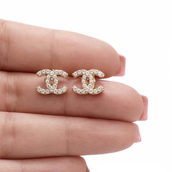 Kolczyki sztyfty z literami i cyrkoniami złoto 585