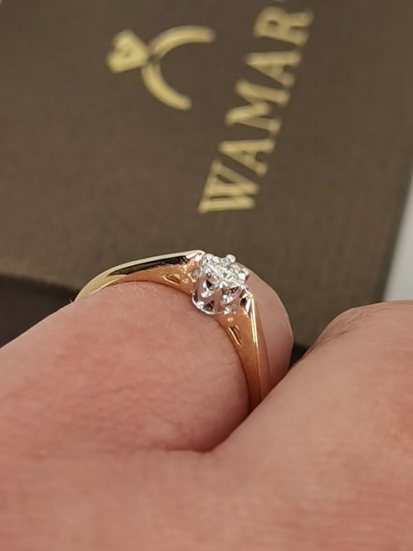 Pierścionek R.16 diament 0.04ct złoto 585 