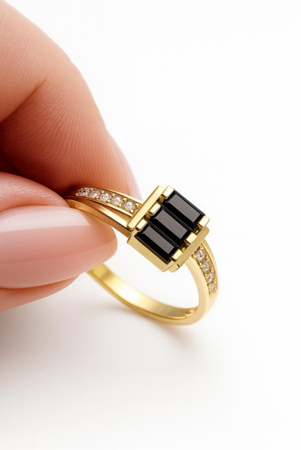 Pierścionek czarne bagietki R.17 złoto 585