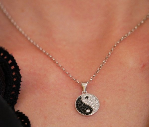 Wisior koło YIN YANG srebro 925