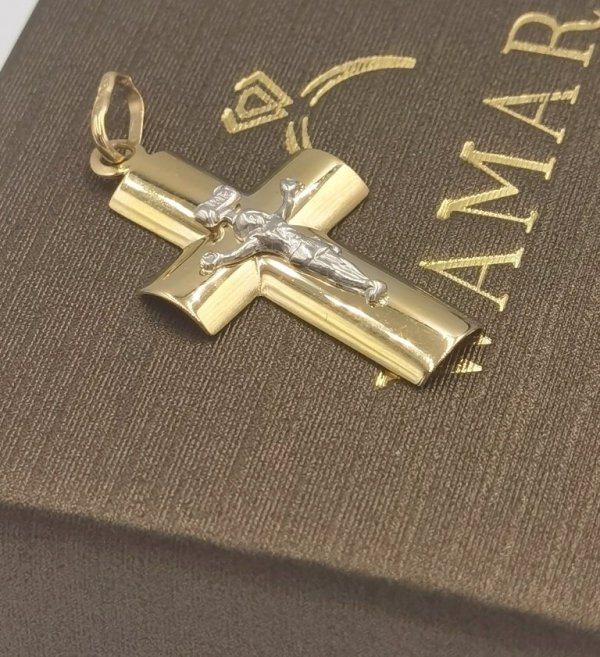 Krzyż szeroki z wizerunkiem 33MM złoto 585 