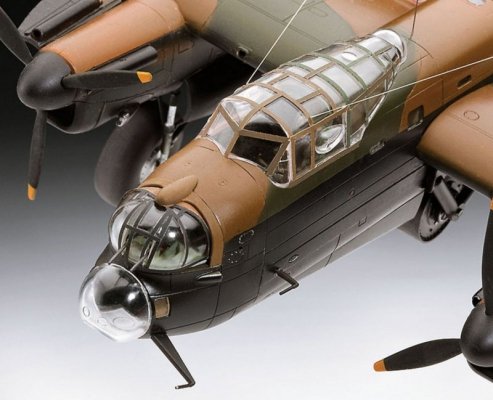 Revell Model plastikowy Avro Lancaster 'Dambusters'